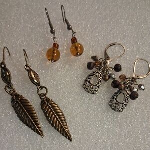 Chic Bronze Leaf and Bead Earrings Set